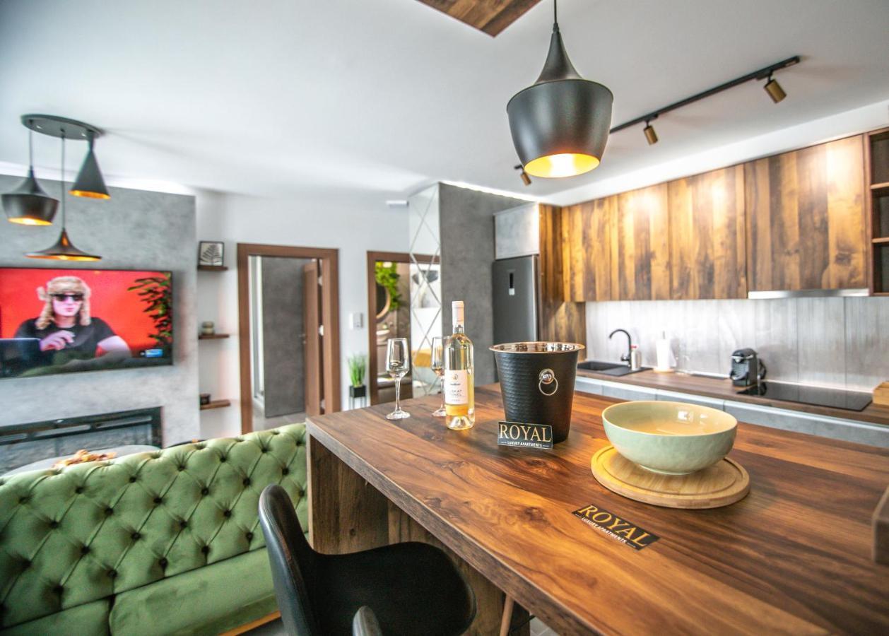 Royal Luxury Apartment Vrsac Exterior foto