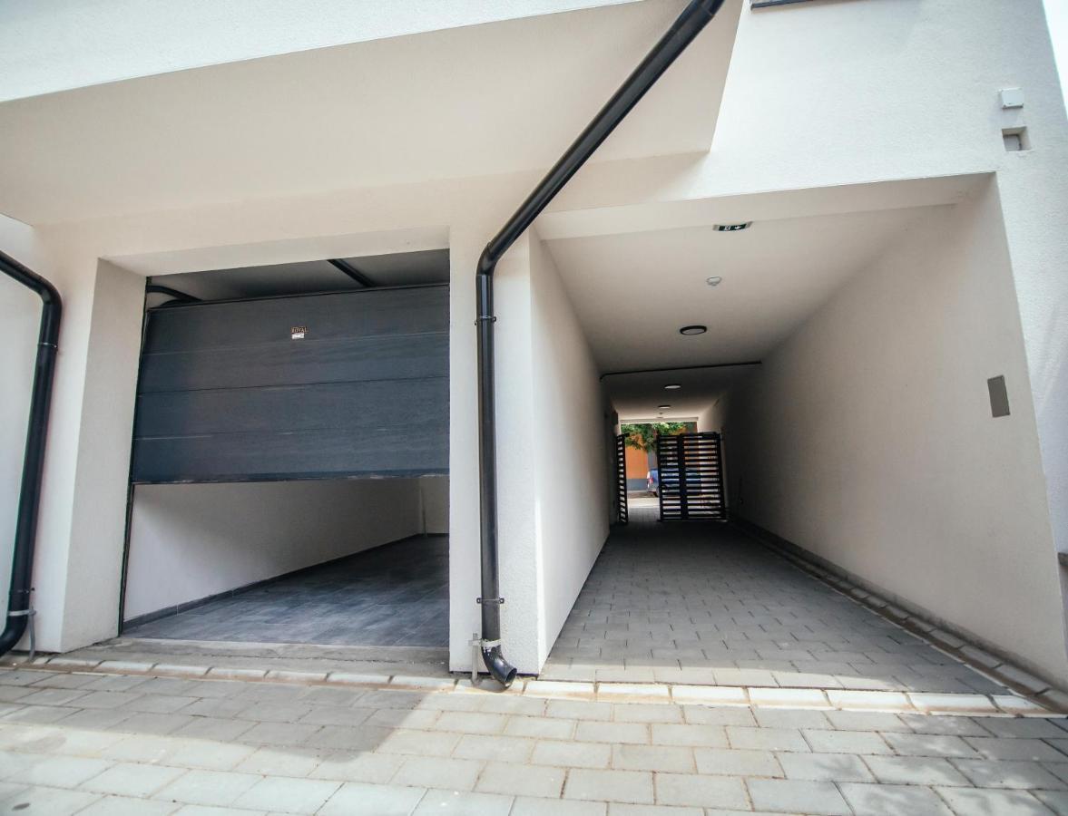 Royal Luxury Apartment Vrsac Exterior foto